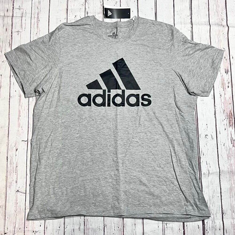 Adidas Grey Short sleeve Shirt XXL mens athletic Tee